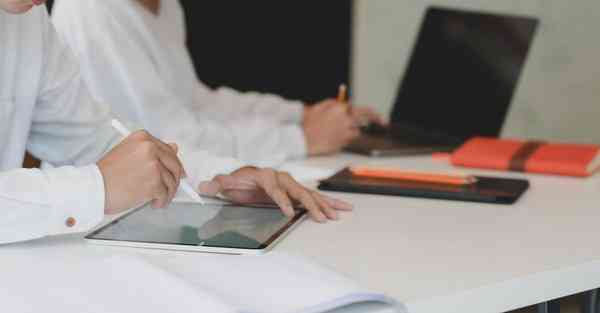 人工智能女声机器人：将科技与人性融合的未来