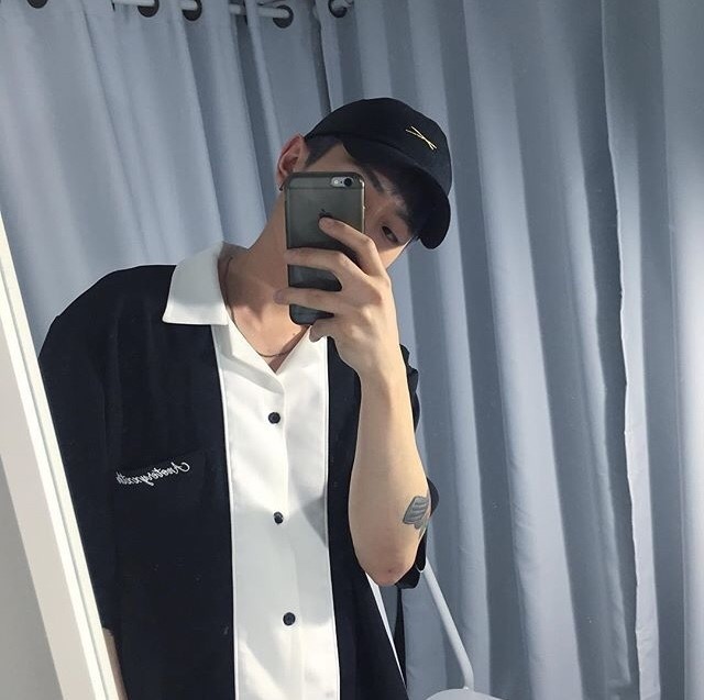 贺悦贝浩