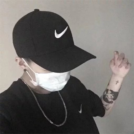 甄珍松丽