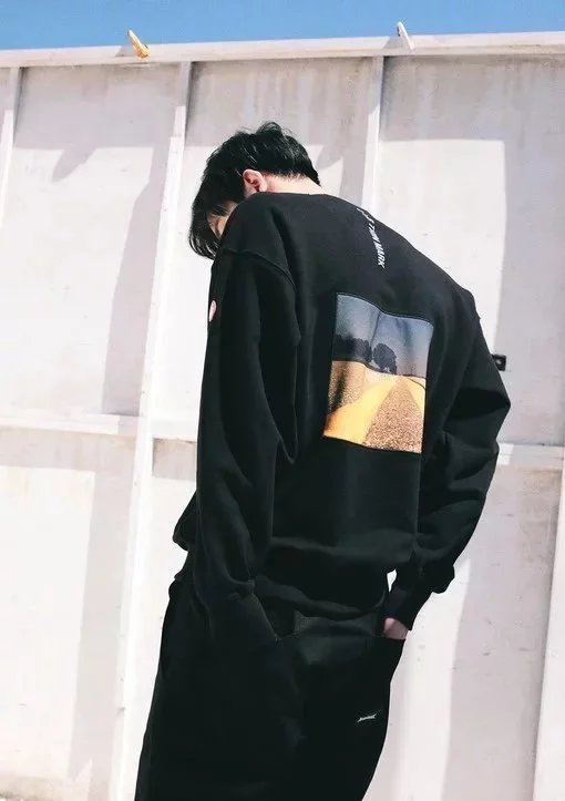 王容伯亨