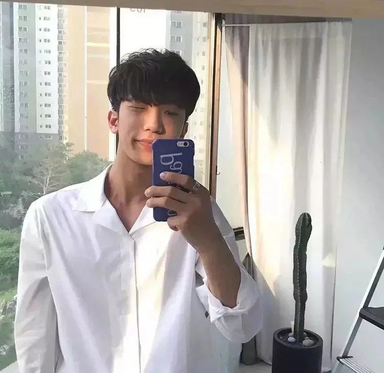 水英梅娅